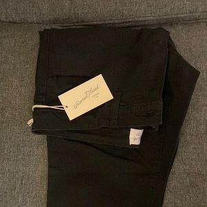 Universal Thread Mid-Rise Skinny Black Ankle Jeans